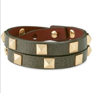 Stella & Dot green and gold leather wrap bracelet